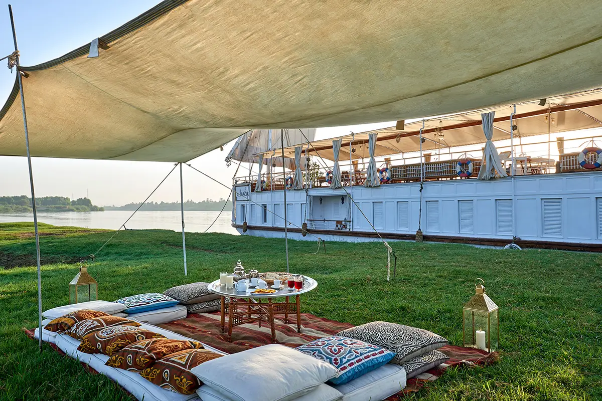 nil-croisiere-repas-egypte-ba-creatrice-de-voyage
